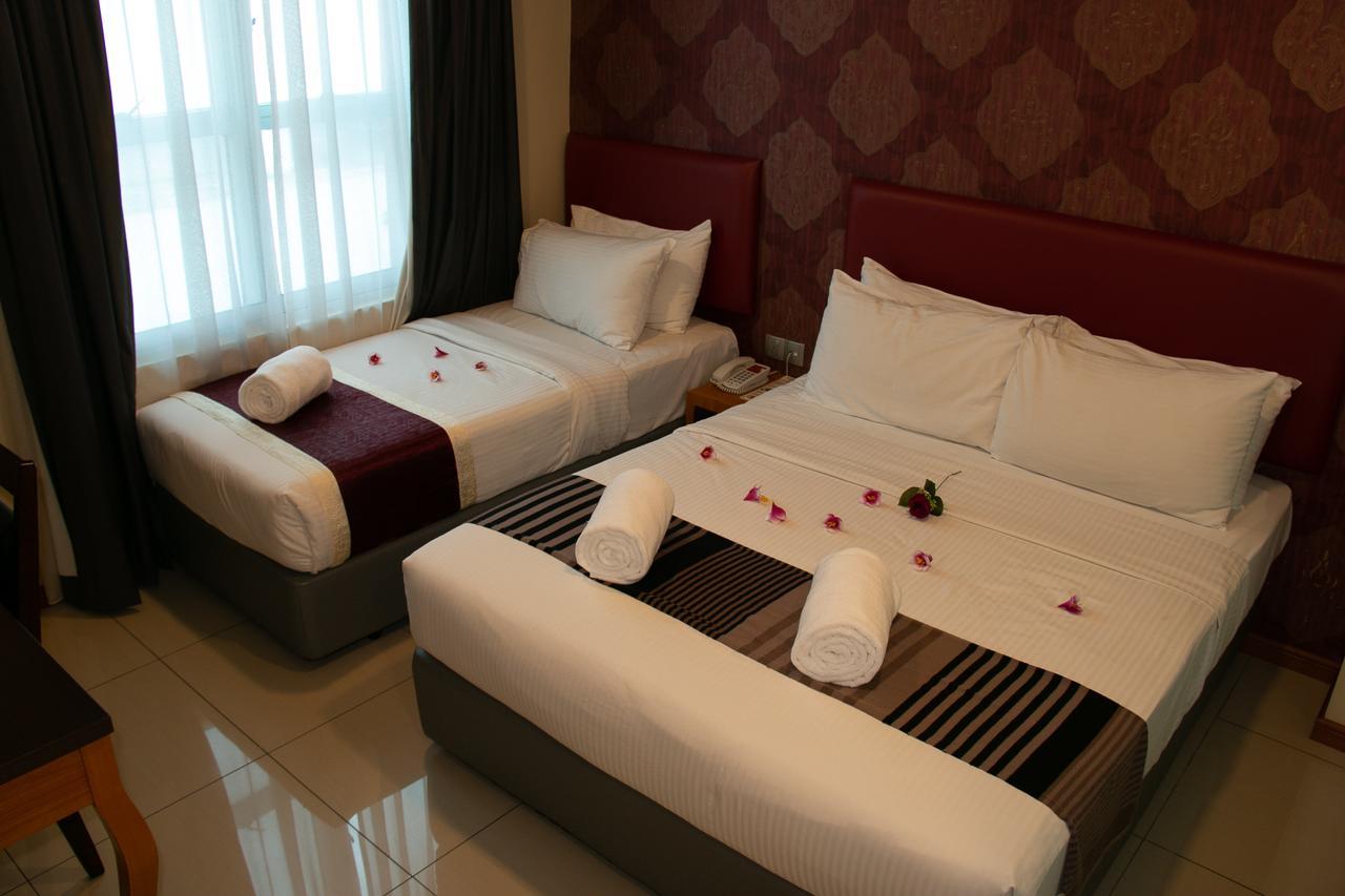 Prince33 Hotel 3*